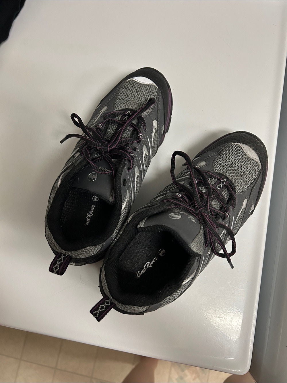 Wind River Gray and Black Women's Hiking Tarantula Sneakers with Purple Accents